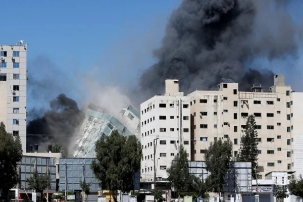 Israel destruyó edificio donde estaban redacciones de AP y Al Jazeera