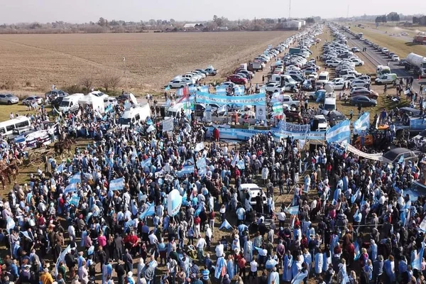 La Asociacion Argentina de Productores Autoconvocados dio a conocer su balance sobre la movilización del pasado 9 de julio a la que consideró un éxito, tanto en el resultado de la convocatoria como en el desarrollo del evento.