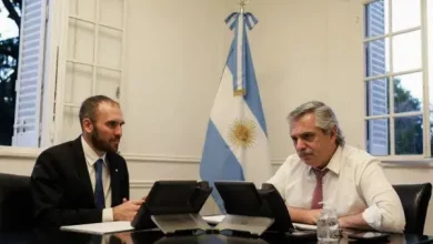 El presidente Alberto Fernández y el ministro de Economía, Martín Guzmán, preparan nuevas medidas.