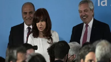 Bajo la atenta mirada de la vicepresidenta, Cristina Kirchner, el Presidente expuso que no existen antinomias en las actividades productivas.