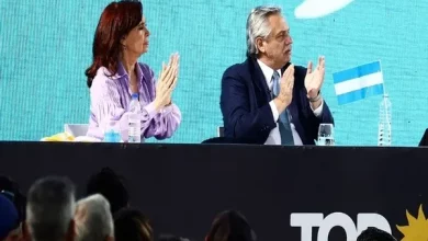 Con Alberto y Cristina, el Frente de Todos cerró la campaña en Merlo