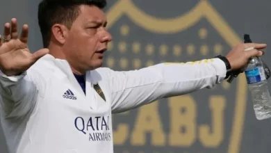 Battaglia acordó con Riquelme y seguirá siendo el técnico de Boca | Foto: prensa Boca