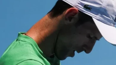 Djokovic seguirá en Australia hasta que se defina su situación