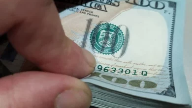 El dólar blue se mantiene estable tras el derrumbe del viernes