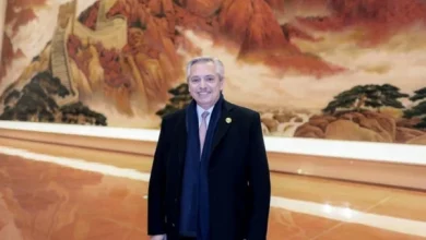 Tras dejar China, Alberto Fernández continúa su gira hacia Barbados con escala en Madrid