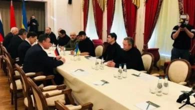 La primera reunión en Bielorrusia no detuvo el ímpetu ruso de avanzar sobre los objetivos ucranianos.