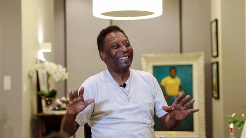 Pelé: “Estoy fuerte, con mucha ilusión y sigo mi tratamiento como siempre"