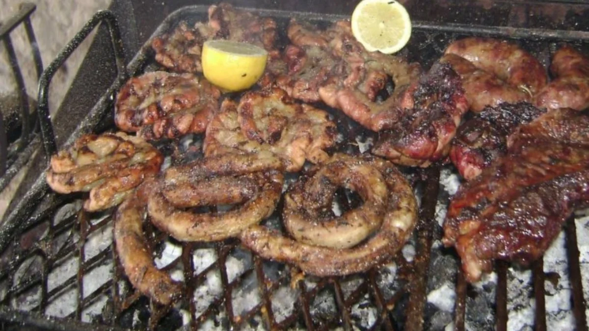 Especialistas afirman que "hoy se puede comer carne y achuras”: las recomendaciones tras las muertes en Berazategui.
