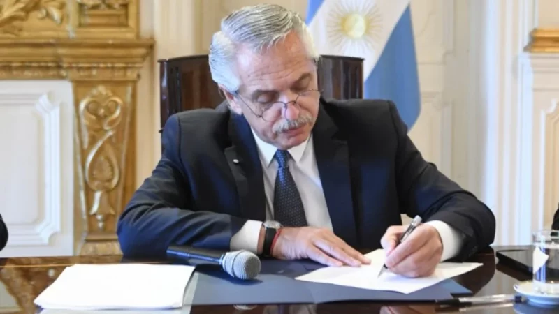 Fernández retoma la agenda local, con la mira puesta en la Corte Suprema