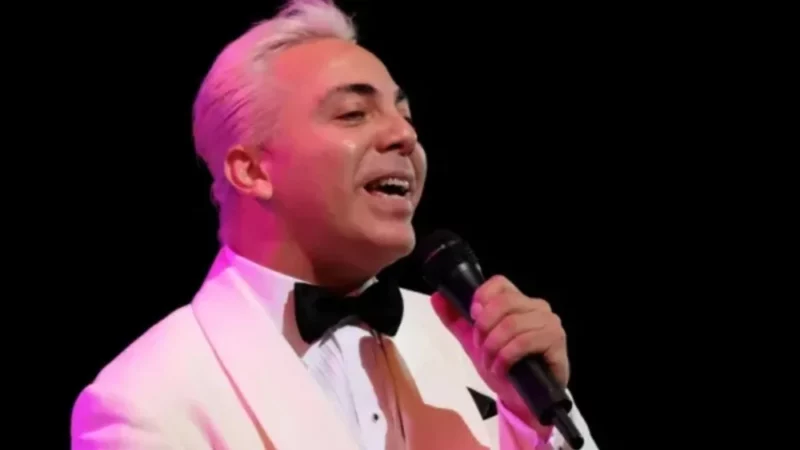 Cristián Castro "le canta al amor"