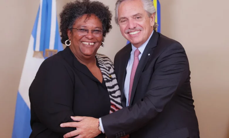 El presidente se reunió con la primera ministra de Barbados, Mia Mottley