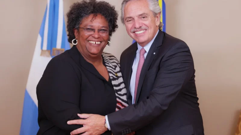 El presidente se reunió con la primera ministra de Barbados, Mia Mottley