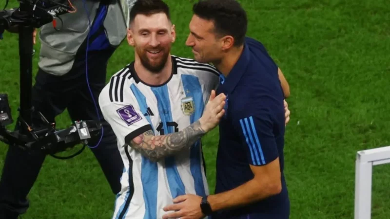 Scaloni: "Lo que transmite Messi no lo vi nunca en ninguna otra persona"