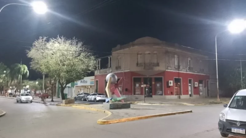 Villa Ramallo: recambio de luminarias LED en Avenida San Martín