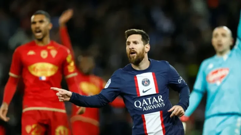 Paris Saint-Germain gano 2-0 con gol Messi