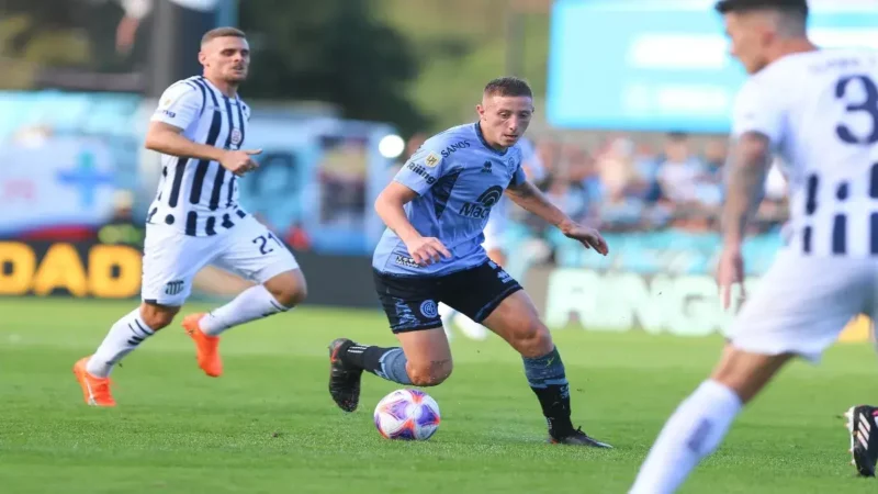 El clásico entre Talleres y Belgrano termina en empate 1-1 en un partido lleno de acción y oportunidades.