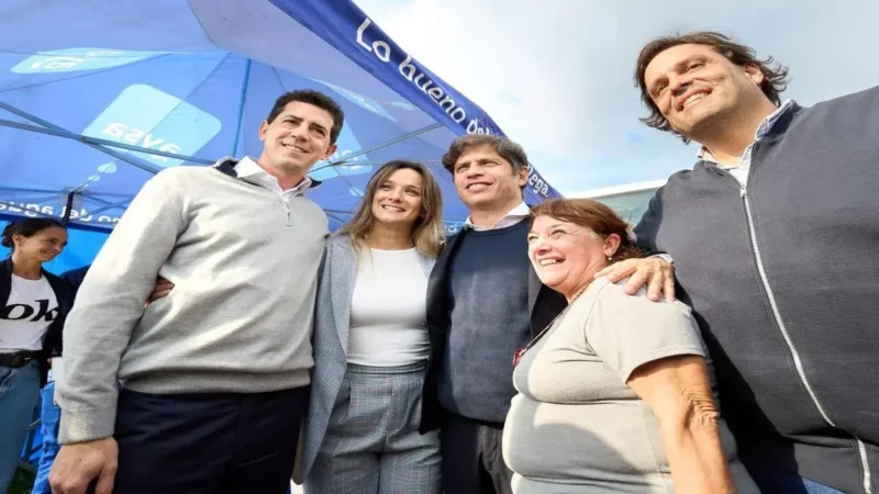 gobernador Kicillof, el ministro De Pedro y la presidenta de AySA recorrieron obras en el distrito.