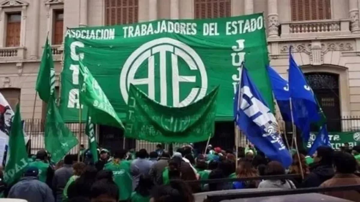 ATE Provincia de Buenos Aires respalda el paro nacional convocado por ATE Nacional y la CTA Autónoma, exigiendo aumentos salariales