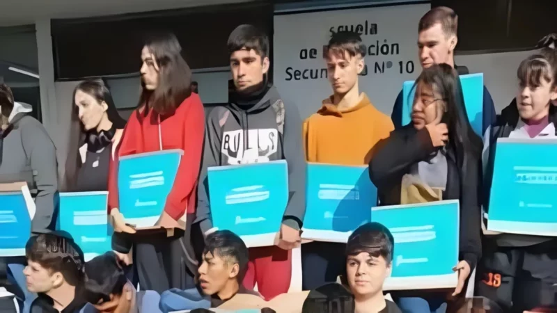 Impulsando la educación digital: Entrega de notebooks en San Nicolás