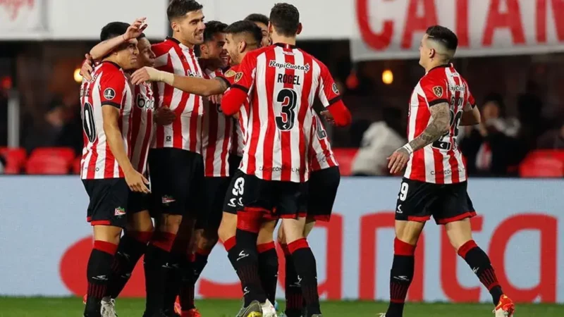 Estudiantes de La Plata Oriente Petrolero