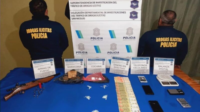 Operativo policial llevado a cabo en el barrio del Carmen logró desmantelar un punto de venta de drogas y rescatar aves exóticas