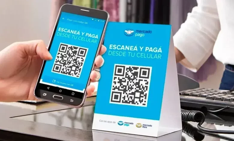Los pagos con transferencia a través de teléfonos móviles superan las operaciones con tarjeta de débito en Argentina