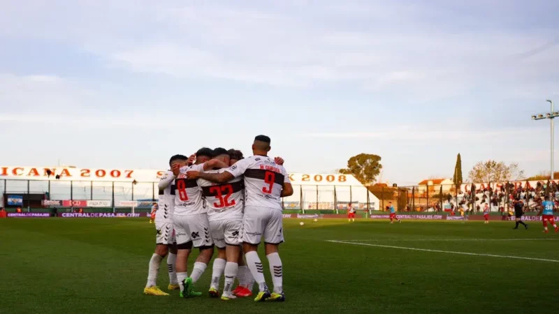 Platense ante Arsenal