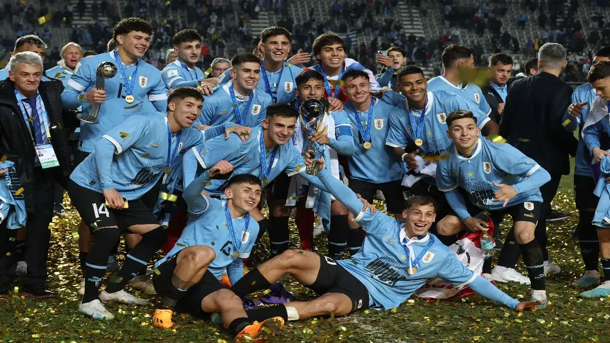 Fútbol uruguayo  Historia del fútbol en Uruguay