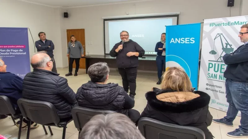 Entrega de jubilaciones en San Nicolás