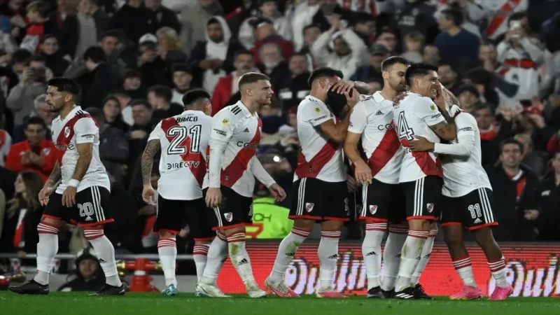 River vence a Colón