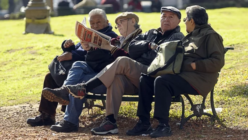 Créditos accesibles y flexibles: Apoyo financiero para jubilados y pensionados.