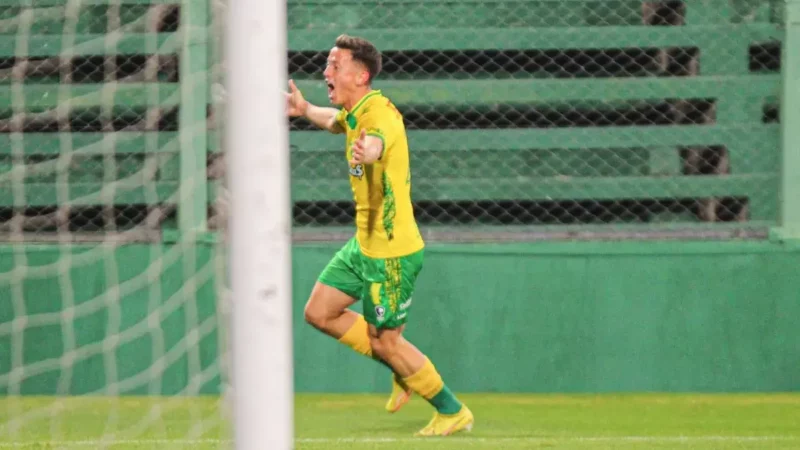 Defensa y Justicia golea a Sarmiento 3-0