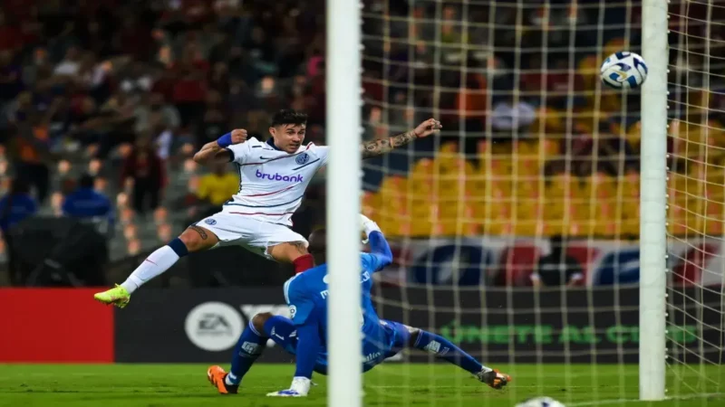 Victoria de San Lorenzo en la Copa Sudamericana