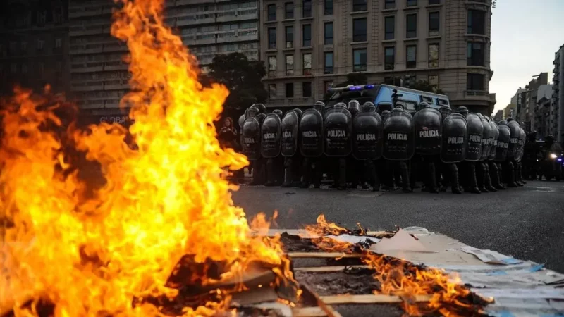 Muere un manifestante