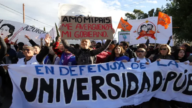 Marcha universitaria