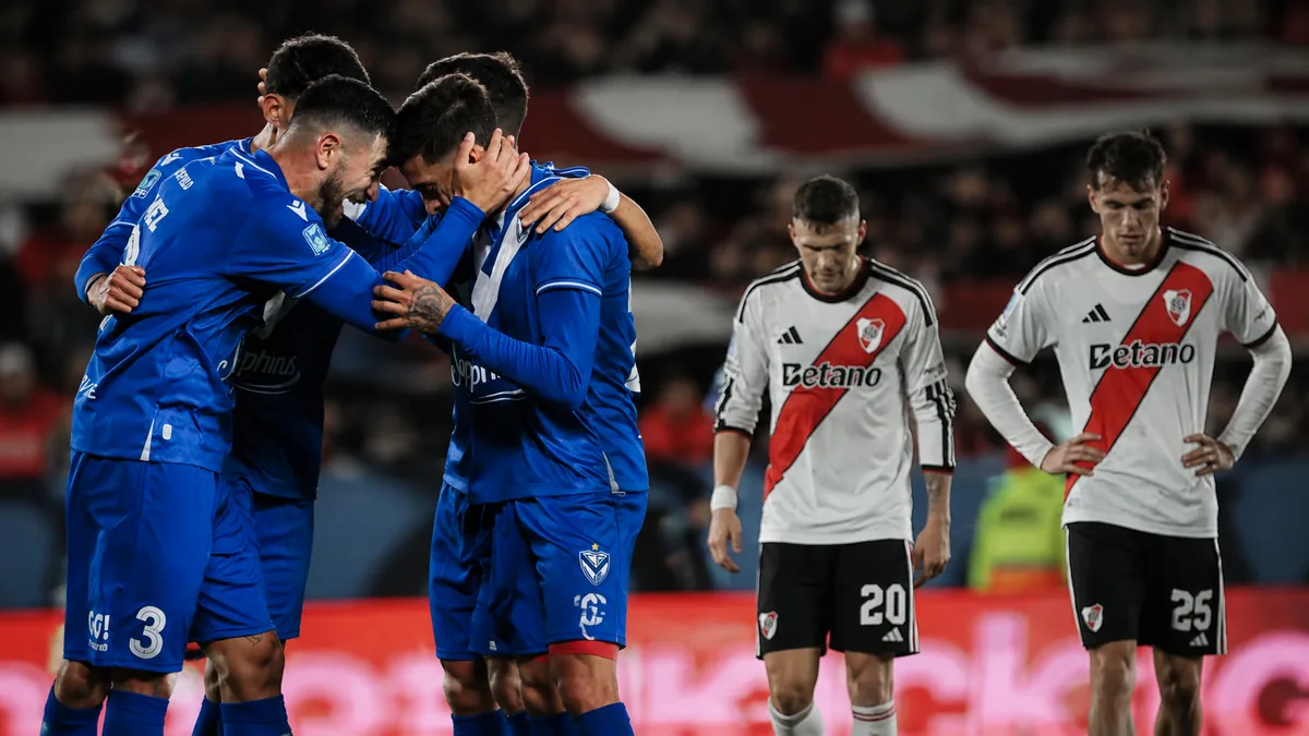 River Vélez 2-2